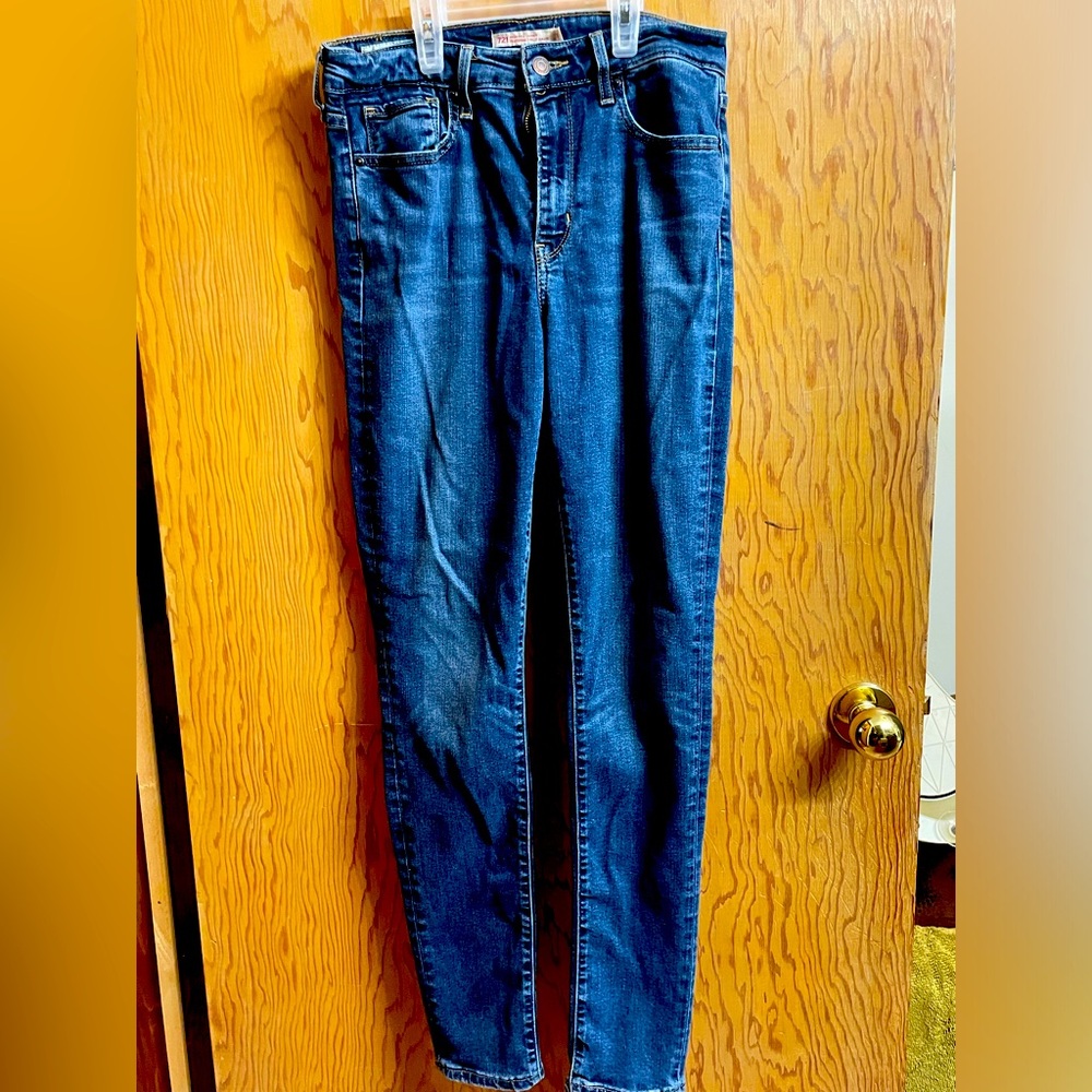 Ladies Levi’s skinny 521 jeans